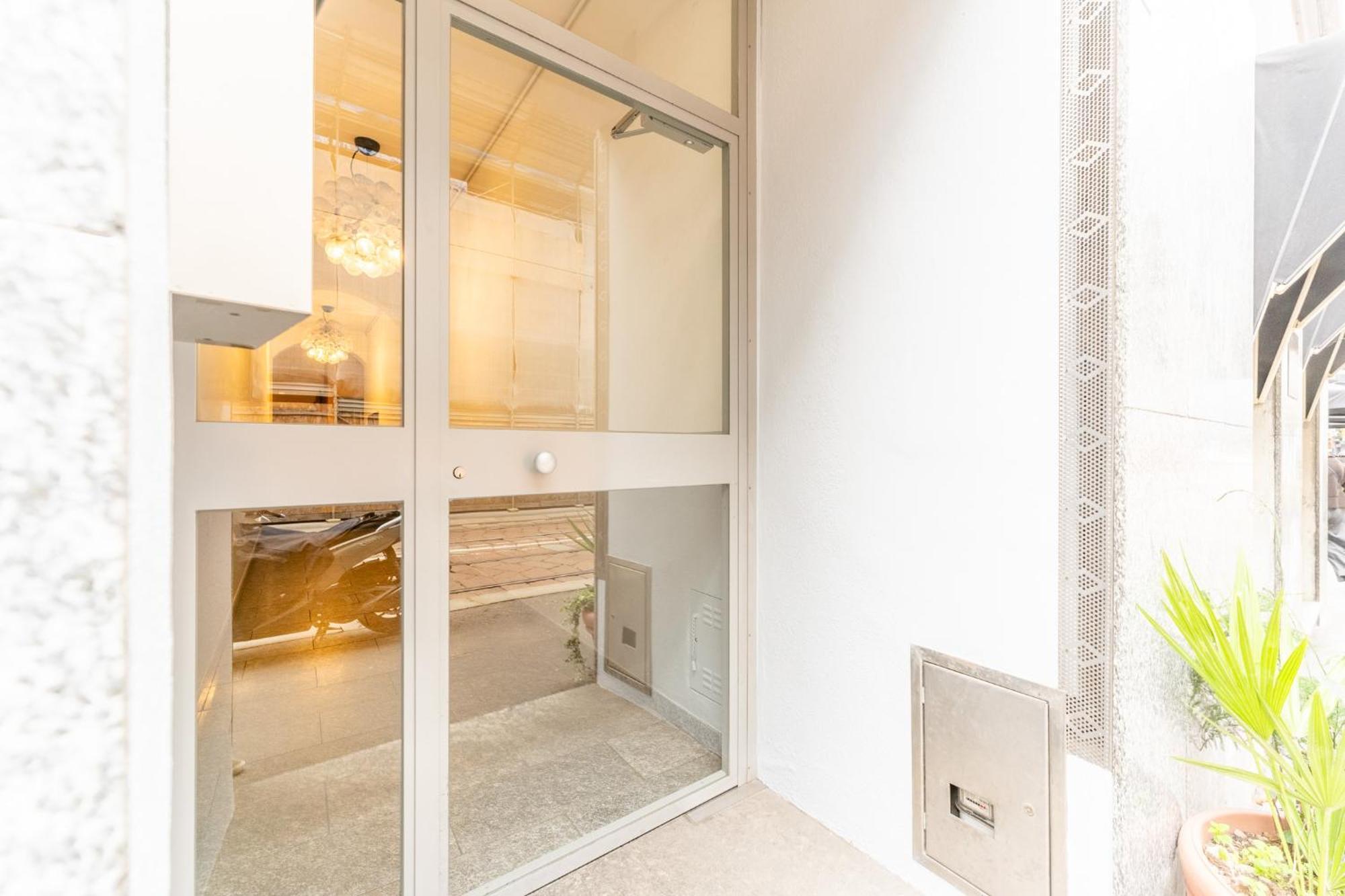 Ap12 Grazioso Appartamento In Centro Milan Exterior photo
